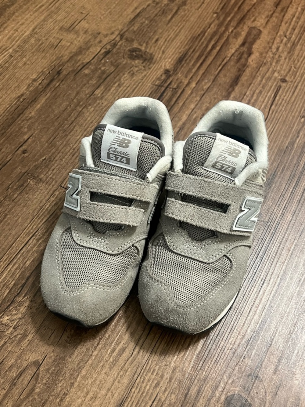 New Balance Kids 574 Hook-and-Loop Sneakers in Gray